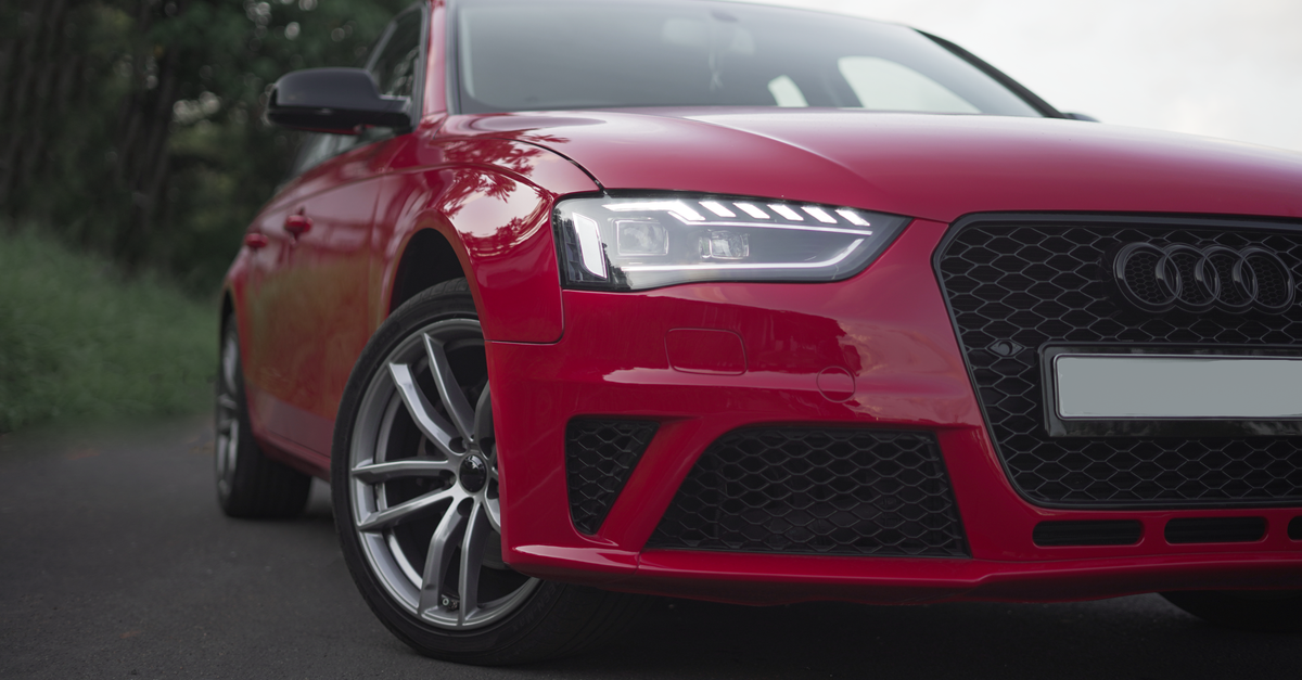 revitalisez vos phares avec notre traitement de protection longue durée, améliorant la visibilité et prolongeant la durée de vie de vos optiques de voiture.